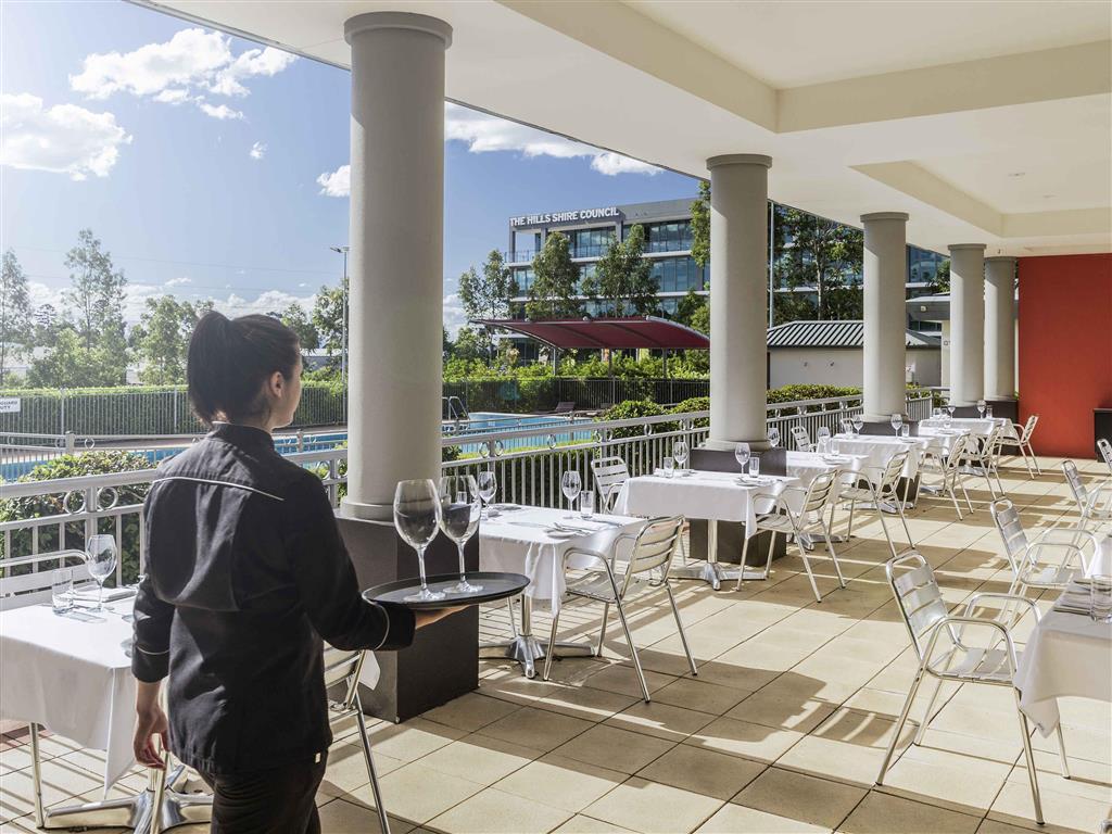 Visy Dior Hotel Бокъм Хилс Екстериор снимка