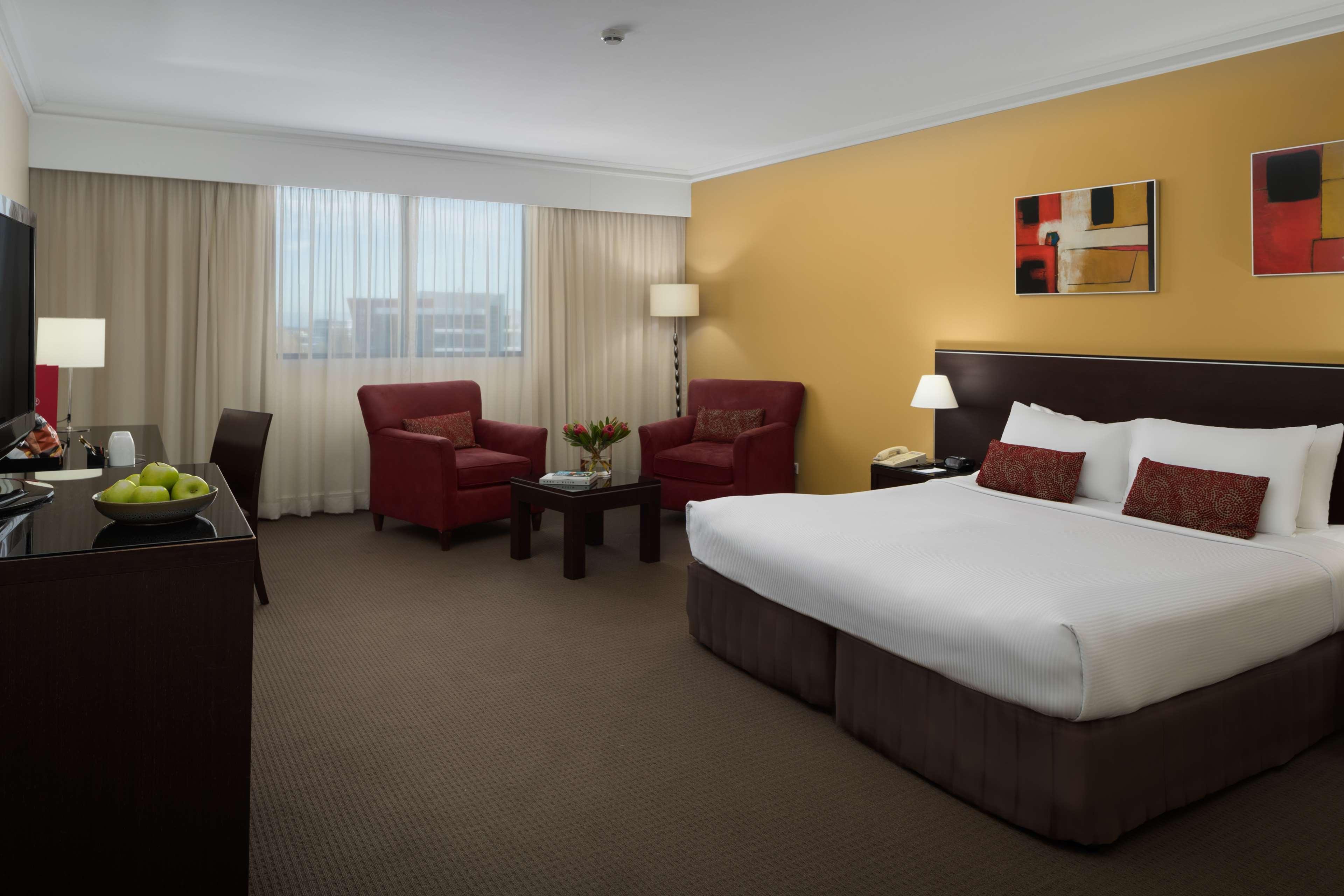 Visy Dior Hotel Бокъм Хилс Екстериор снимка
