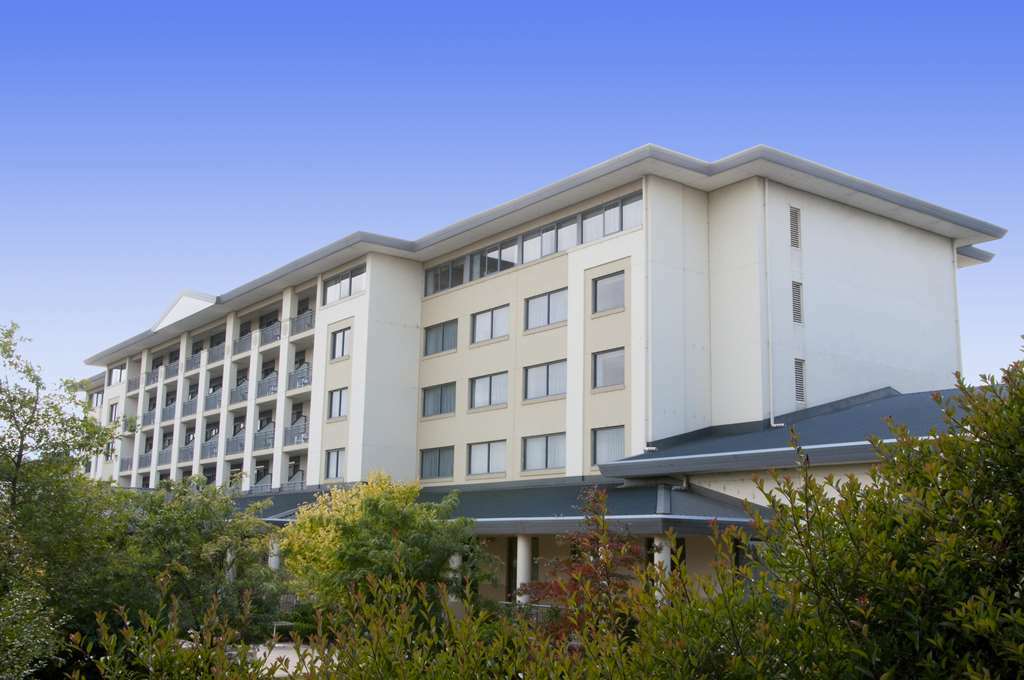 Visy Dior Hotel Бокъм Хилс Екстериор снимка